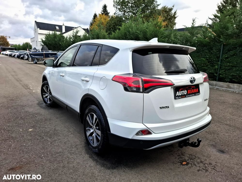 Toyota RAV4 - 2