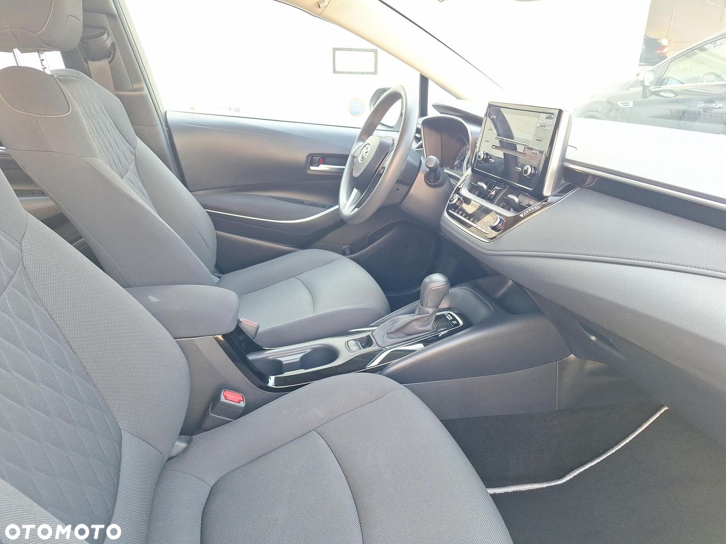 Toyota Corolla - 9