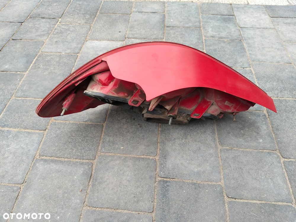 LAMPA TYŁ PRAWA PEUGEOT 207 5 DRZWI HATCHBACK - 5