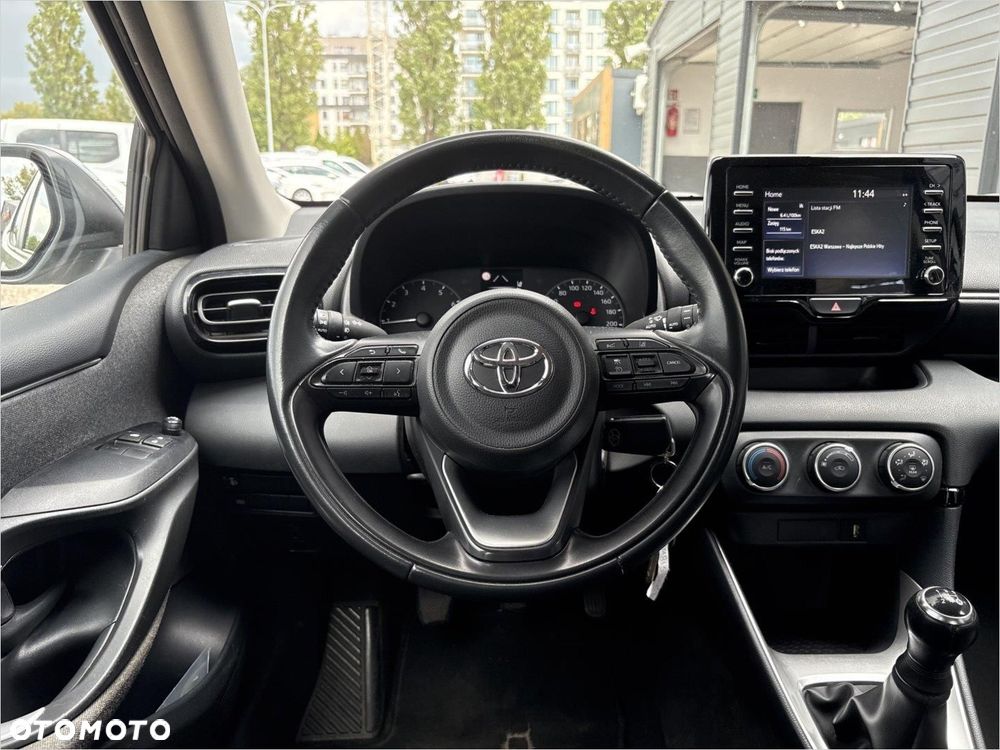 Toyota Yaris - 11