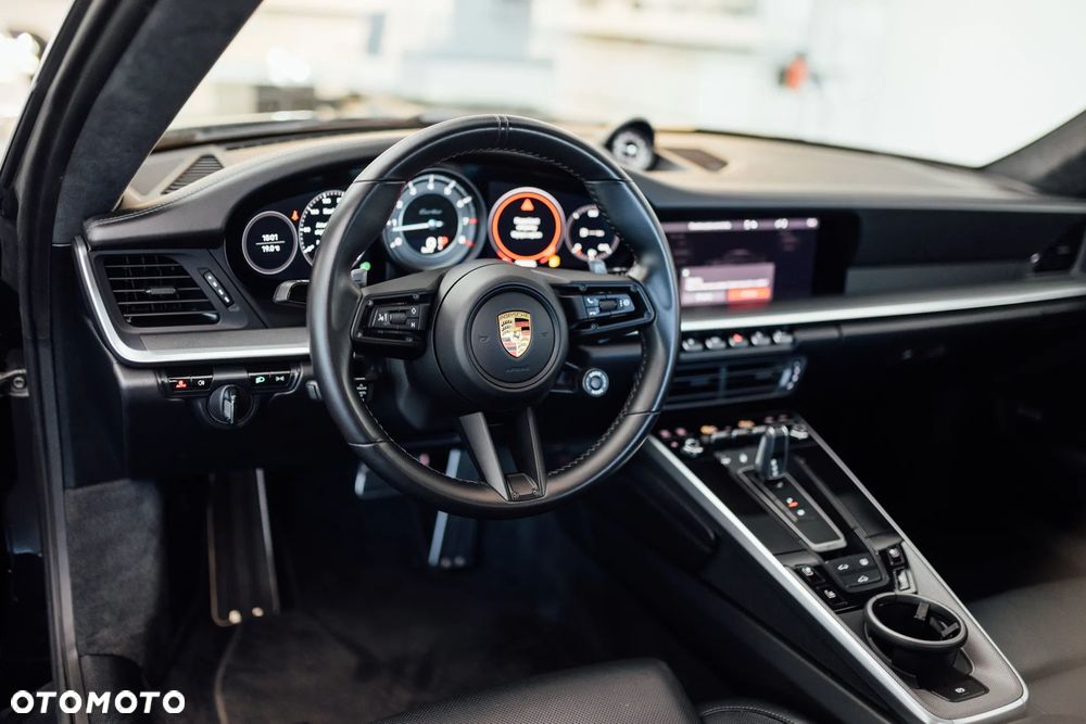Porsche 911 Turbo - 15