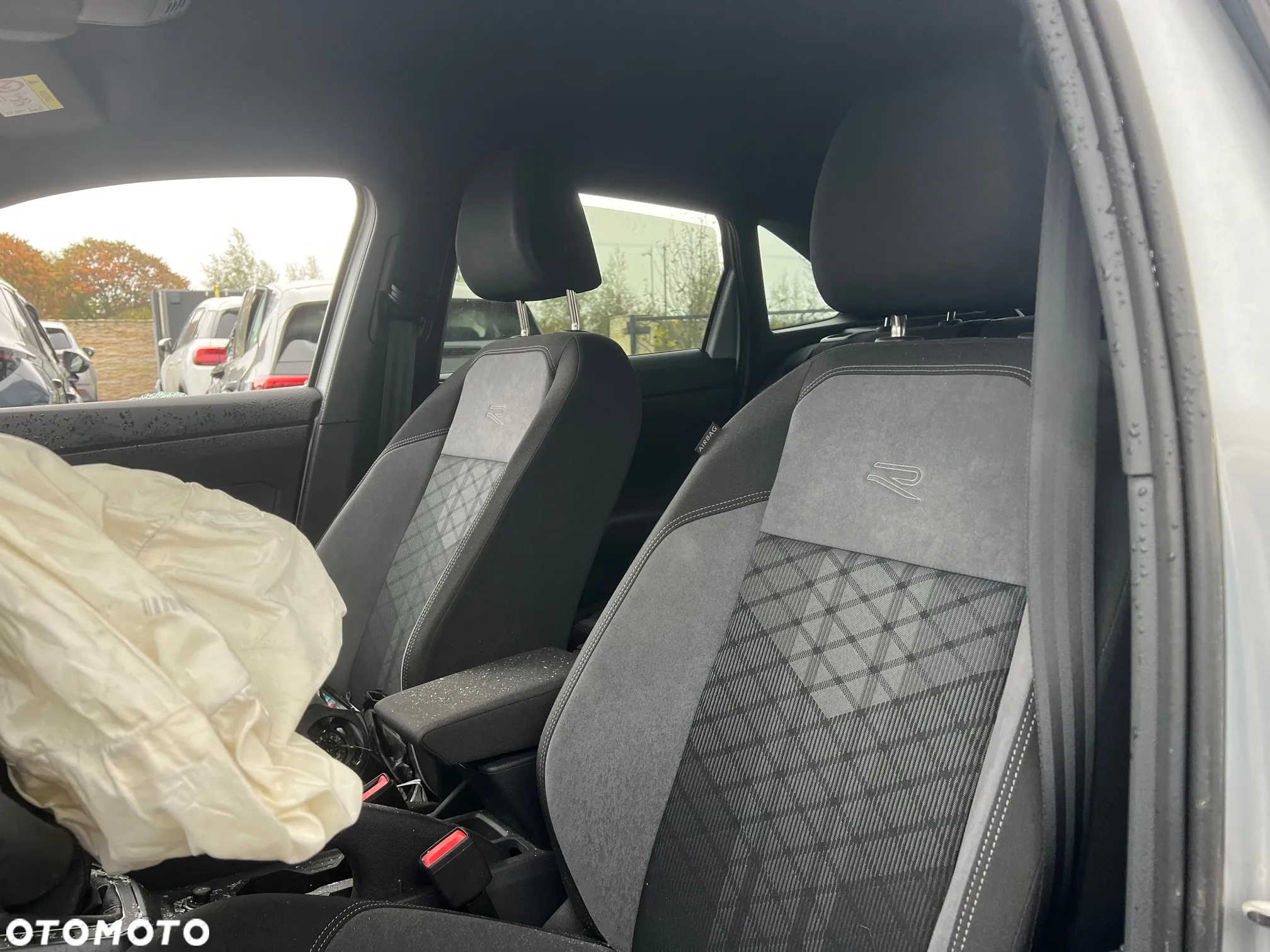 Volkswagen Taigo 1.0 TSI R-Line DSG - 9