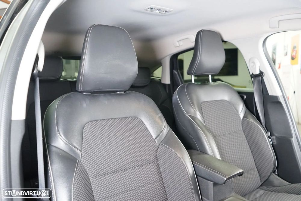 Renault Arkana 1.6 E-Tech Intens - 34