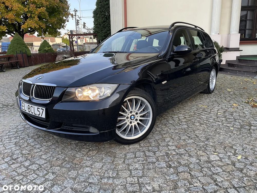 BMW 320I