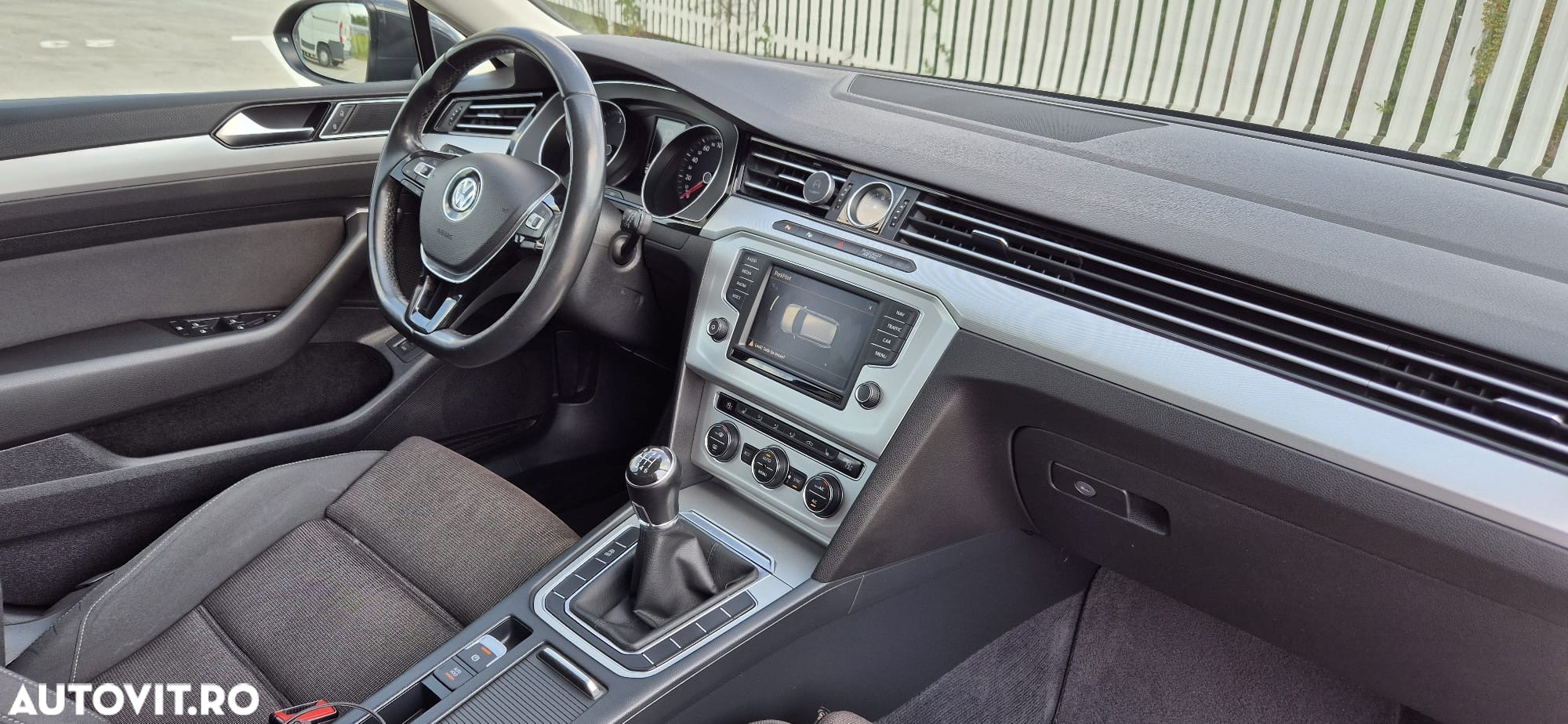 Volkswagen Passat Variant 1.6 TDI (BlueMotion Technology) Comfortline - 14