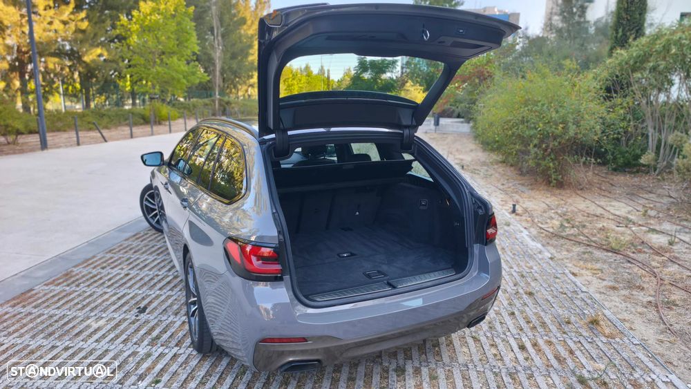 BMW 520 d Pack Desportivo M Auto - 16