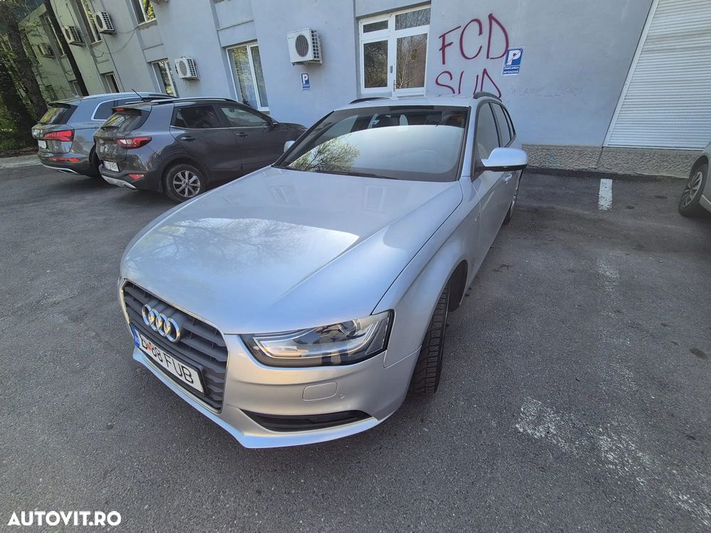 Audi A4 - 1