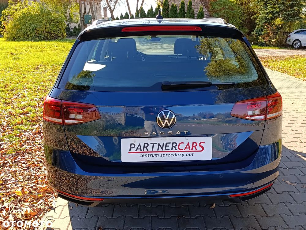 Volkswagen Passat 2.0 TDI EVO Business DSG - 9