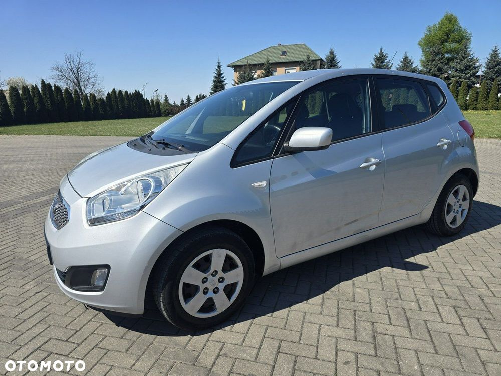 Kia Venga - 6