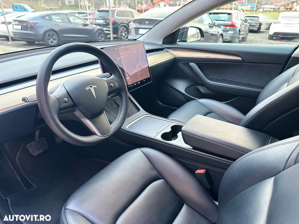 Tesla Model 3 Langstreckenbatterie Allradantrieb Dual Motor - 12