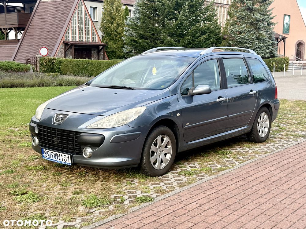 Peugeot 307 - 1