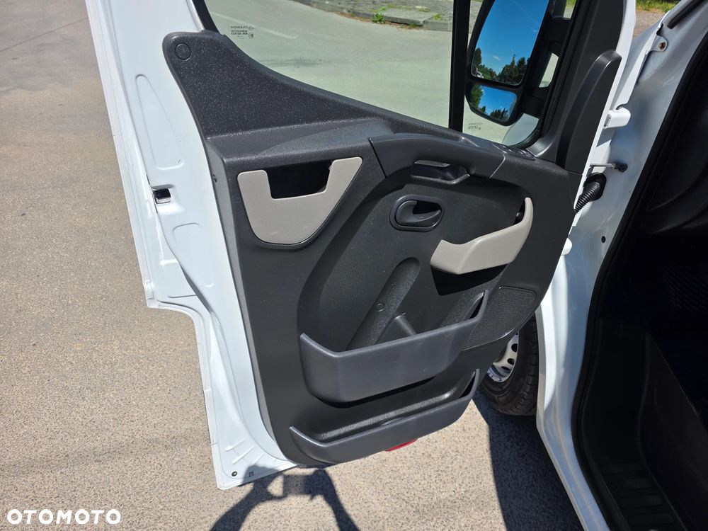 Renault Master - 12