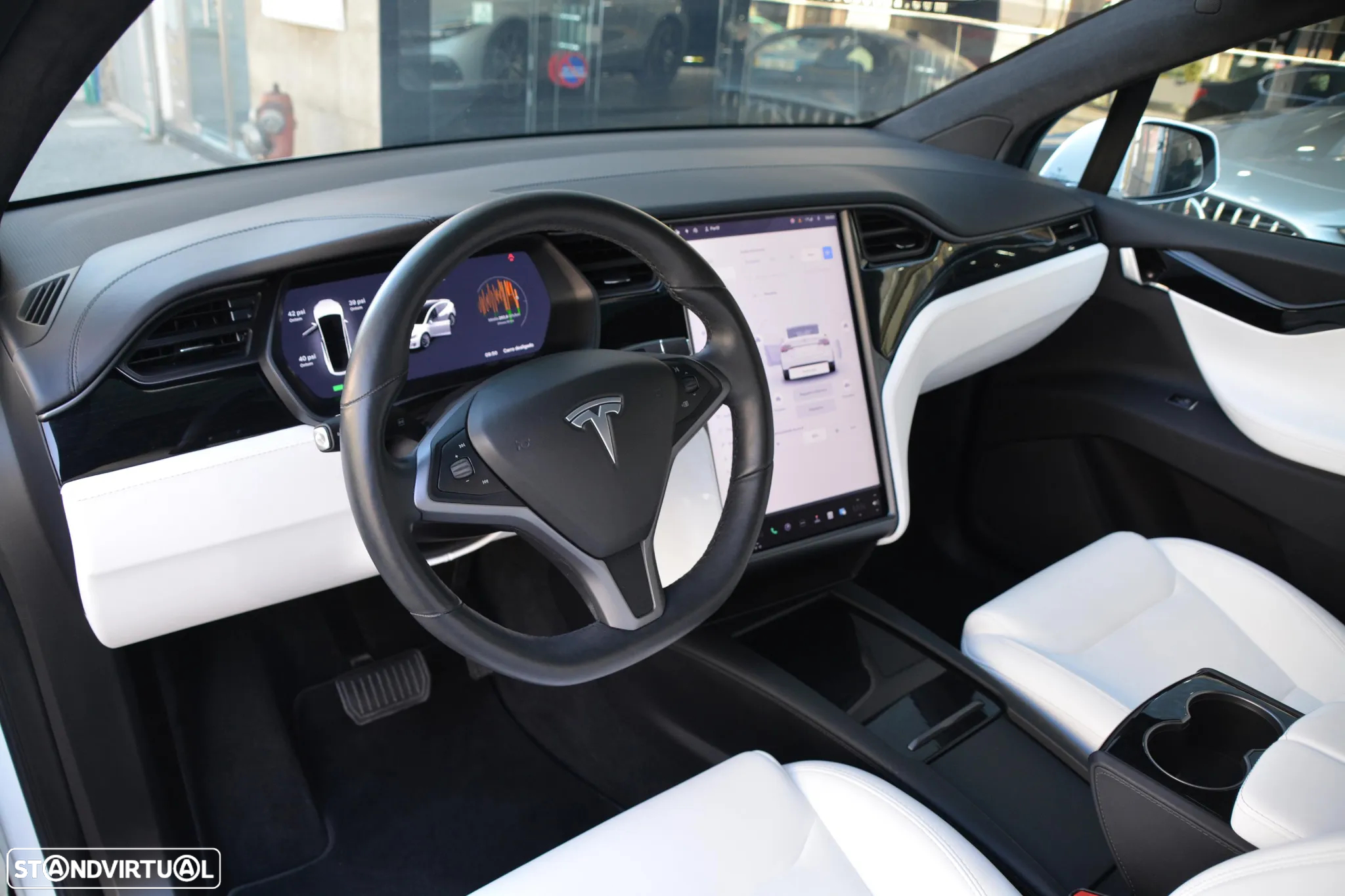 Tesla Model X 100 kWh Long Range AWD - 26
