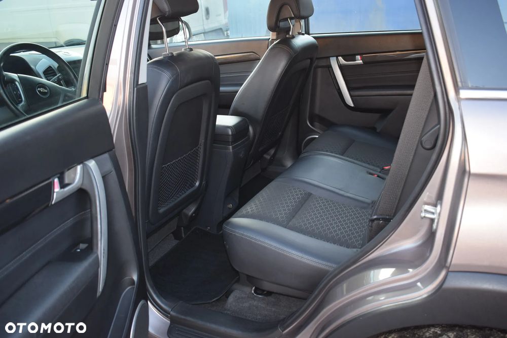 Chevrolet Captiva 2.2 2WD LS - 10