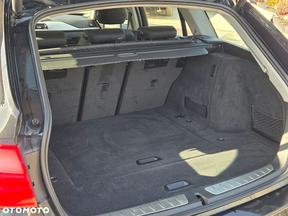 BMW Seria 3 318d - 11