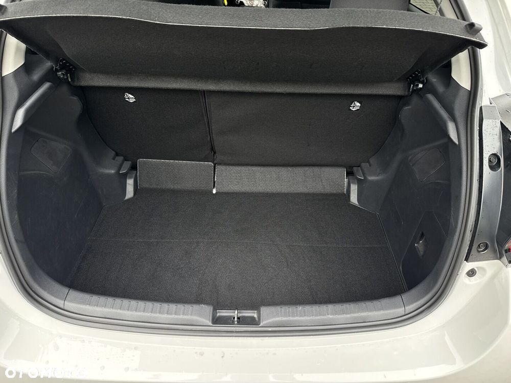 Toyota Yaris Hybrid 1.5 Style - 13