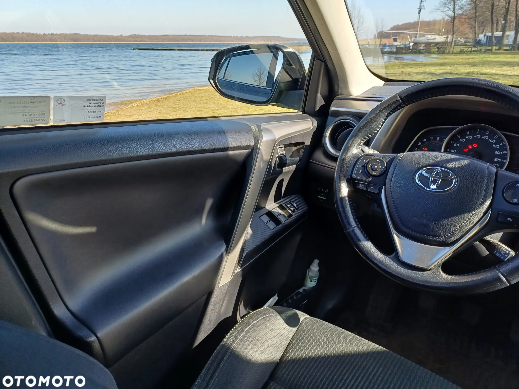 Toyota RAV4 - 9