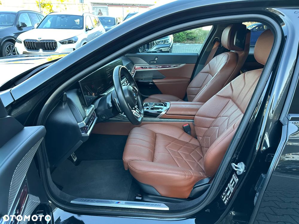 BMW Seria 7 740d xDrive sport - 6