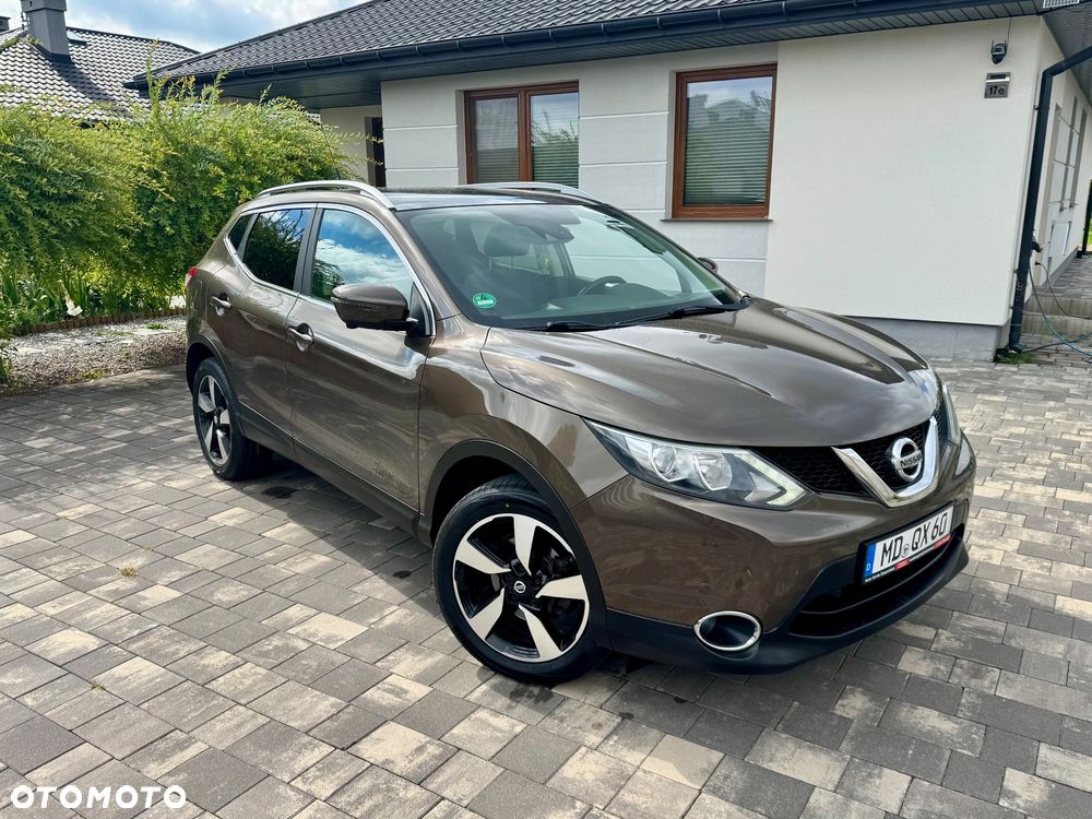 Nissan Qashqai - 2
