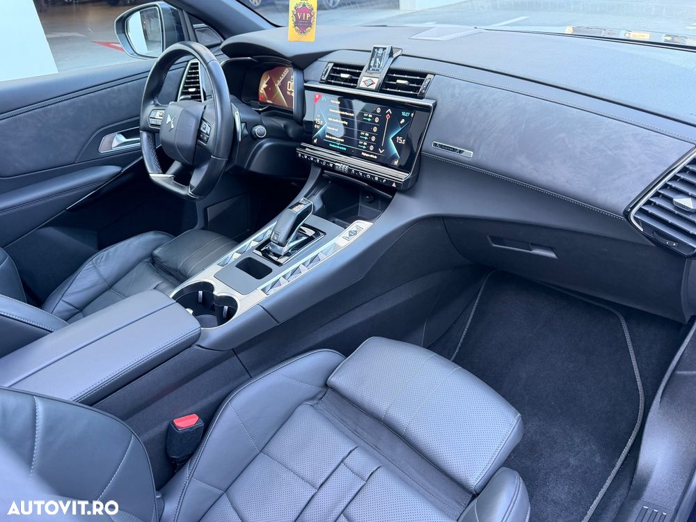 DS Automobiles DS 7 Crossback - 12