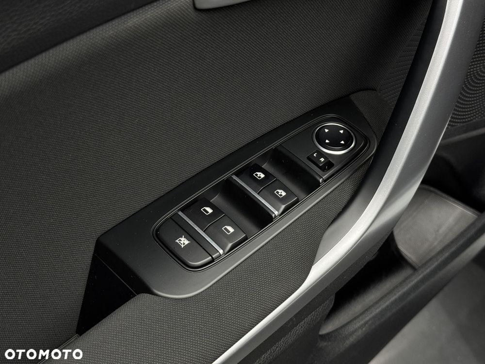 Kia Ceed 1.5 T-GDI M - 22