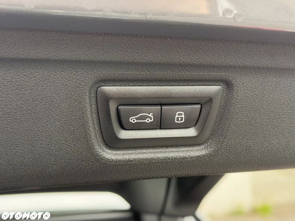 BMW Seria 3 - 26