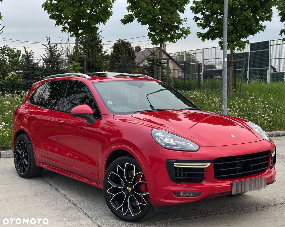 Porsche Cayenne GTS - 3