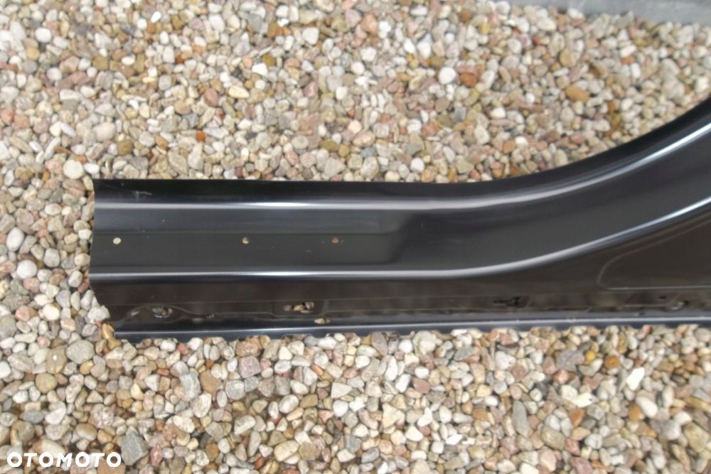 Próg słupek poszycie lewe BMW F30 F31 rok 11-18 - 3