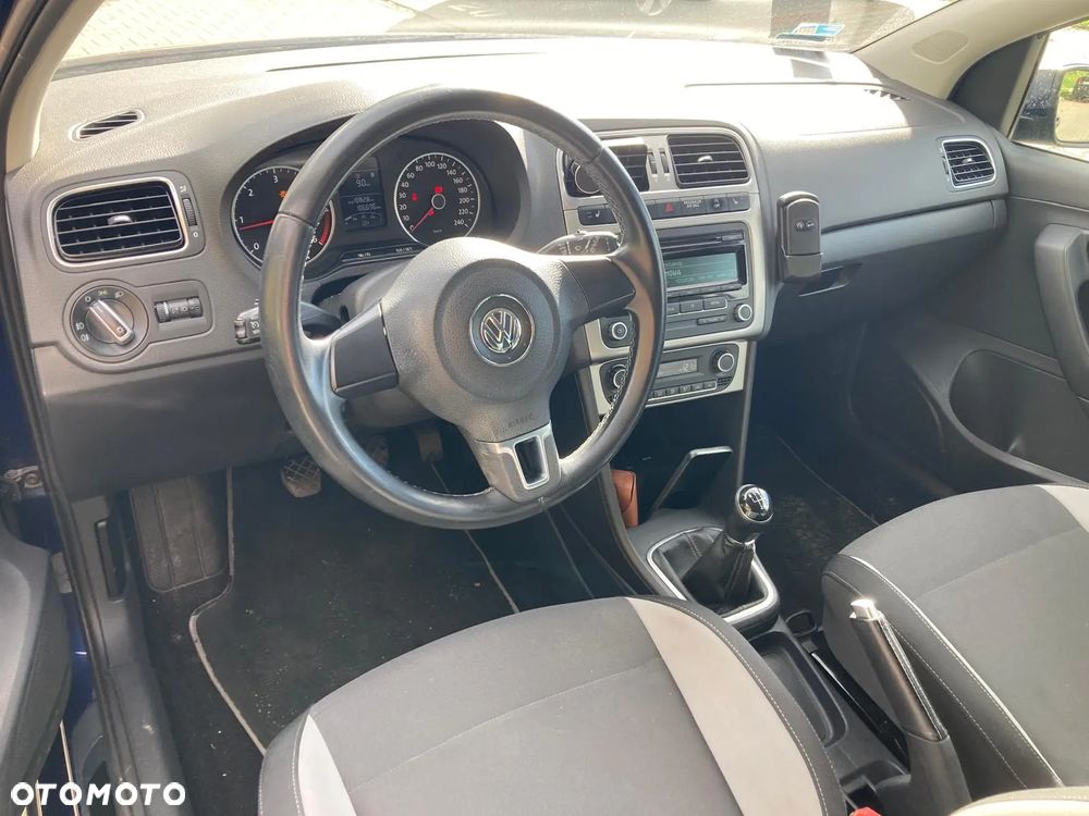 Volkswagen Polo 1.6 TDI Blue Motion Style - 6