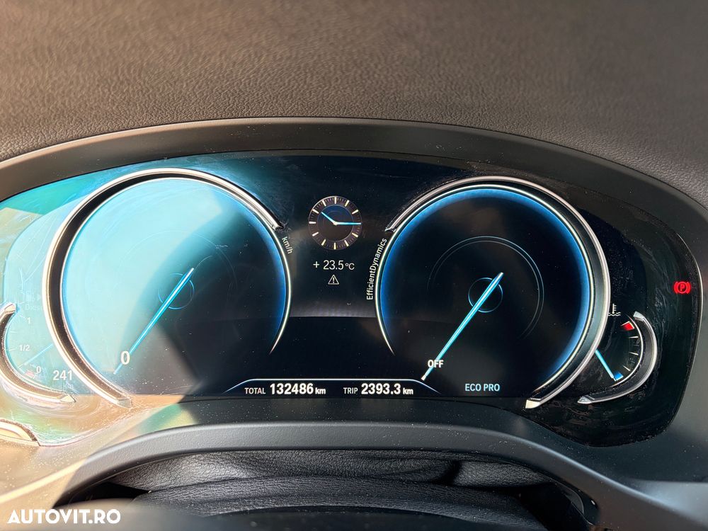 BMW X3 xDrive20d AT Luxury Line - 2