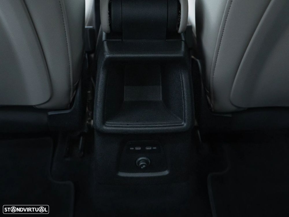 Audi Q4 Sportback e-tron - 13