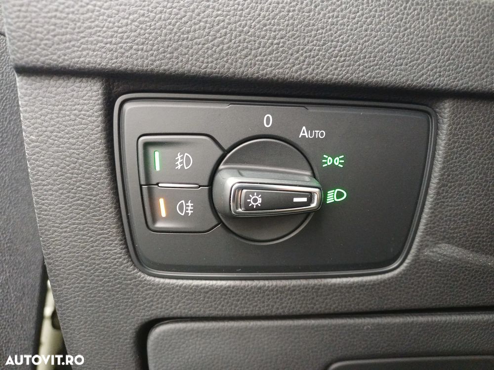 Volkswagen Passat 2.0 TDI DSG Comfortline - 12