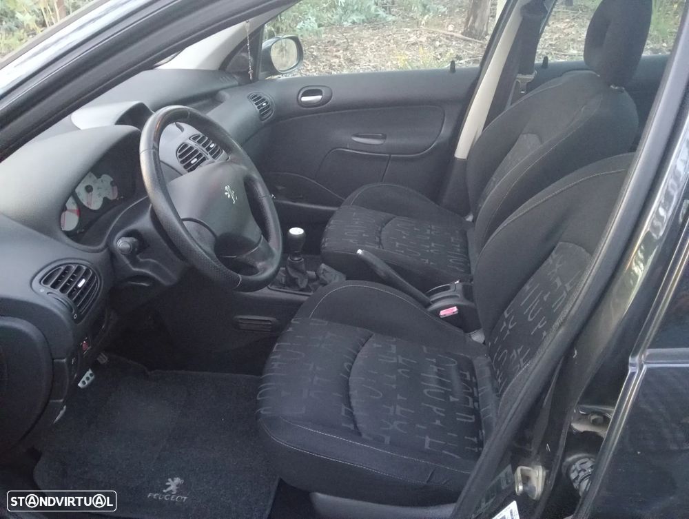 Peugeot 206 1.1 Black & Silver - 9
