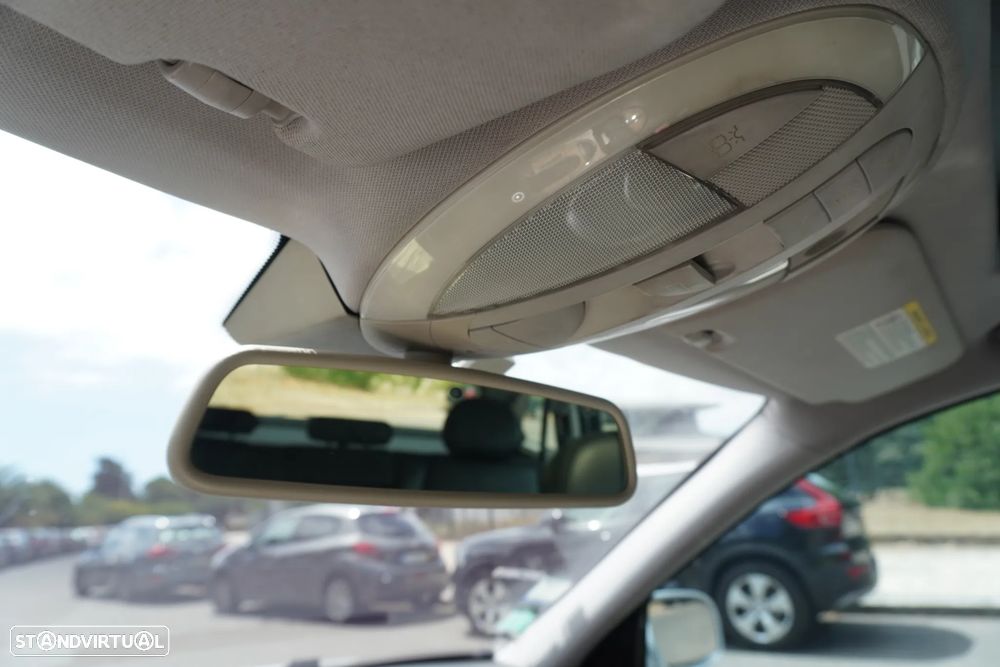 Mercedes-Benz E 320 CDi Avantgarde - 35