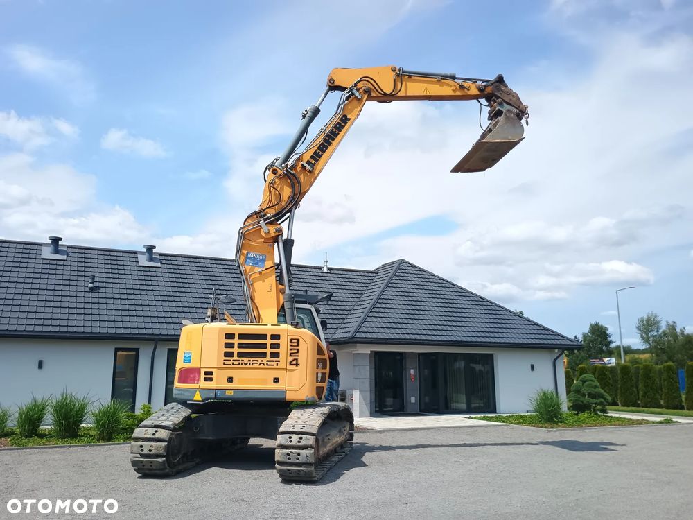 Liebherr R924 COMPACT LITRONIC - 8