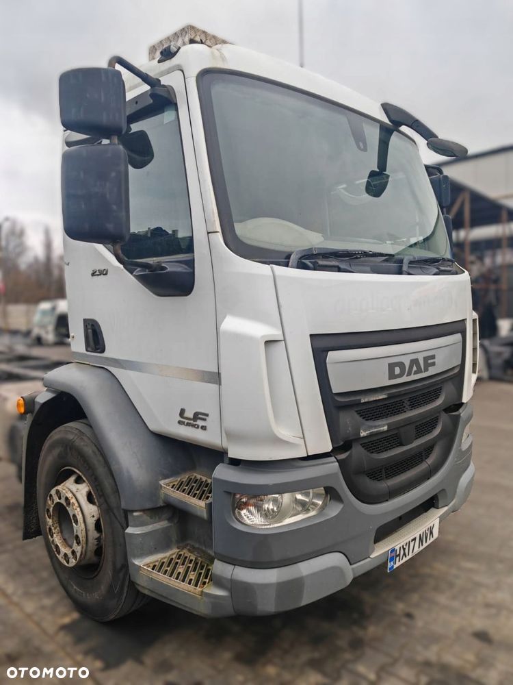 KOMPLETNA KABINA + OWIEWKI + MASKA DZIENNA DAF LF EURO 6 - 5