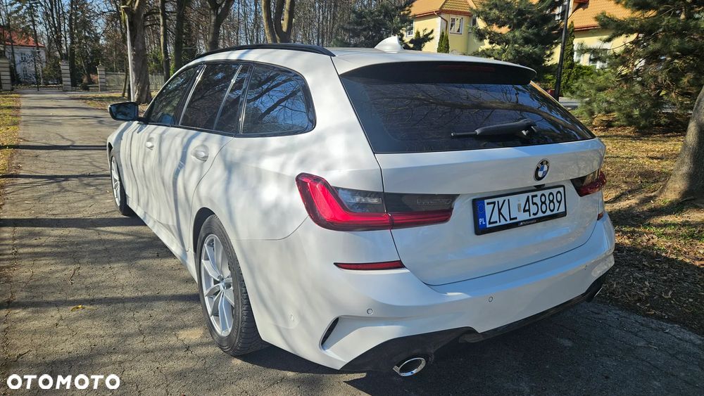 BMW Seria 3 320d xDrive M Sport Shadow - 2
