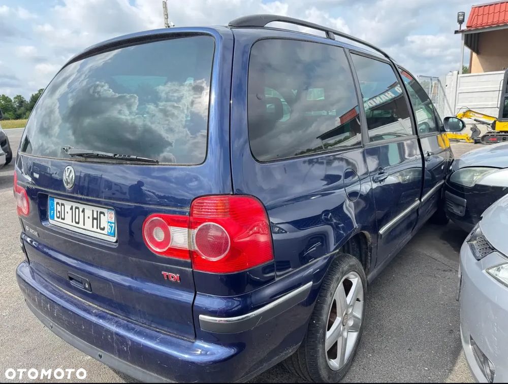 Blok silnika kod ASZ Volkswagen Sharan 2003 poj. 1.9 TDI  kod skrzyni FUKS kod lakieru ED5Q - 2