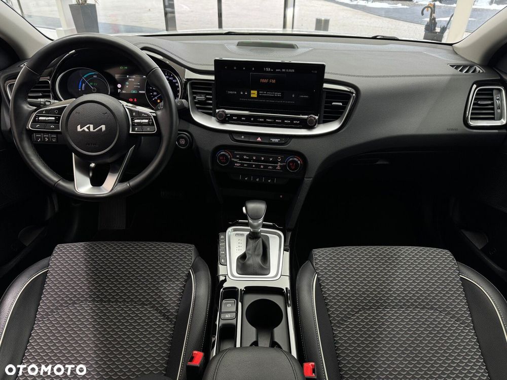 Kia XCeed - 14