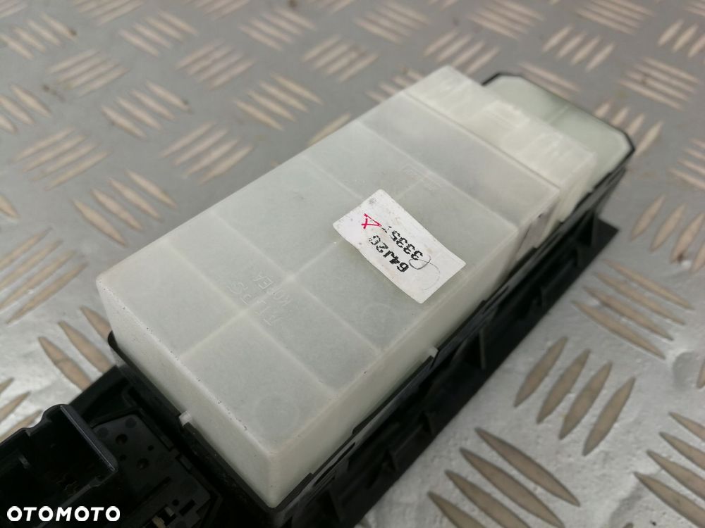 panel przełącznik szyb lusterek lewy przód SUZUKI GRAND VITARA II 2 05- EU - 4