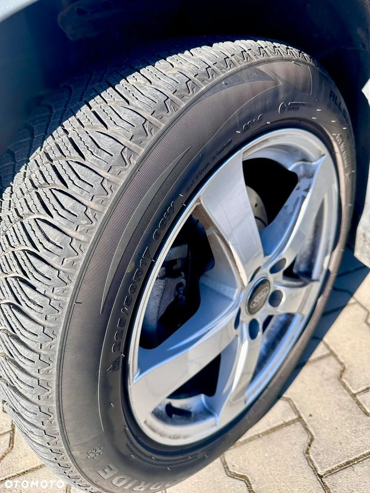 Ford Mondeo 2.3 Ghia - 12