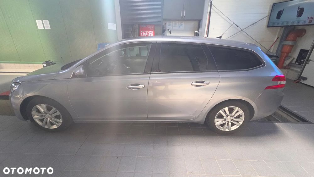 Peugeot 308 1.6 BlueHDi Active S&S - 5