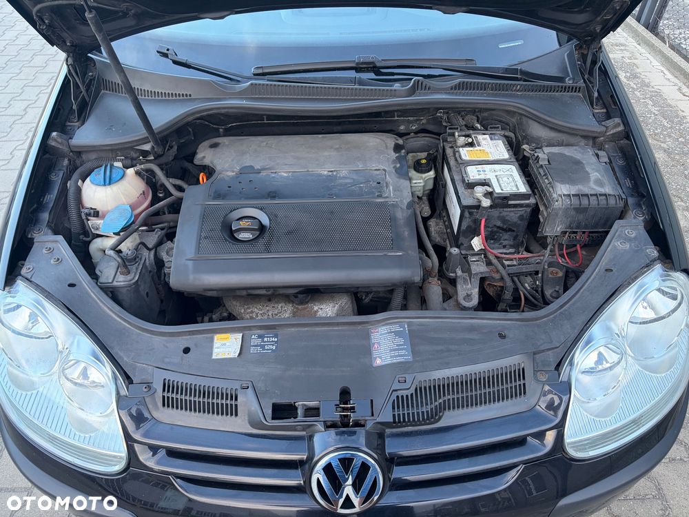 Volkswagen Golf - 25
