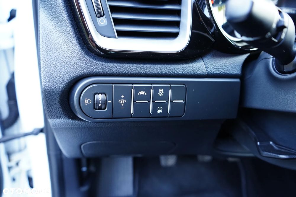 Kia Ceed 1.5 T-GDI L - 19