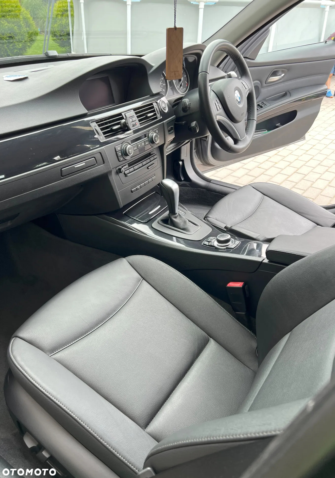 BMW Seria 3 325i Touring - 4
