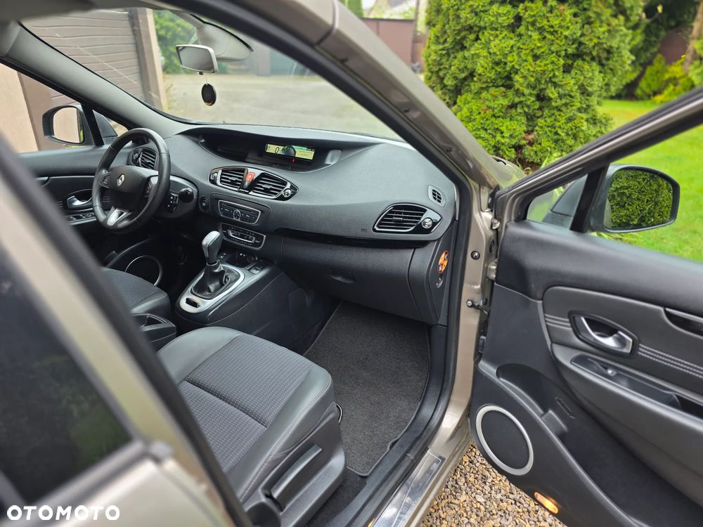 Renault Scenic 2.0 16V 140 CVT Luxe - 10