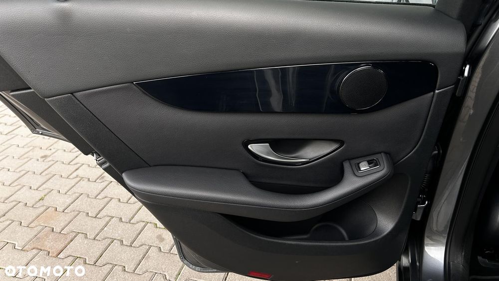 Mercedes-Benz GLC 250 4-Matic - 20
