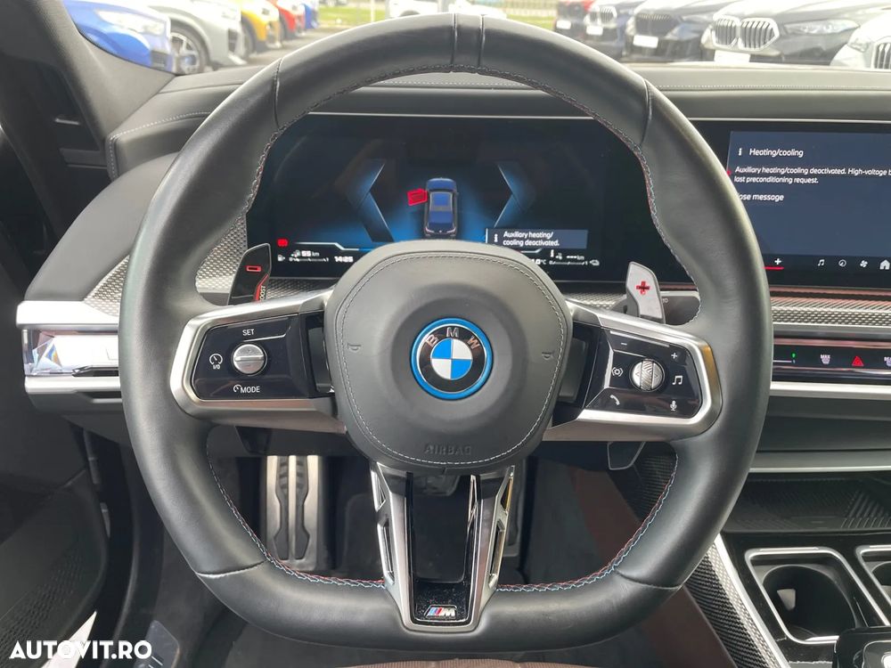 BMW M7 2023 — imagine 4