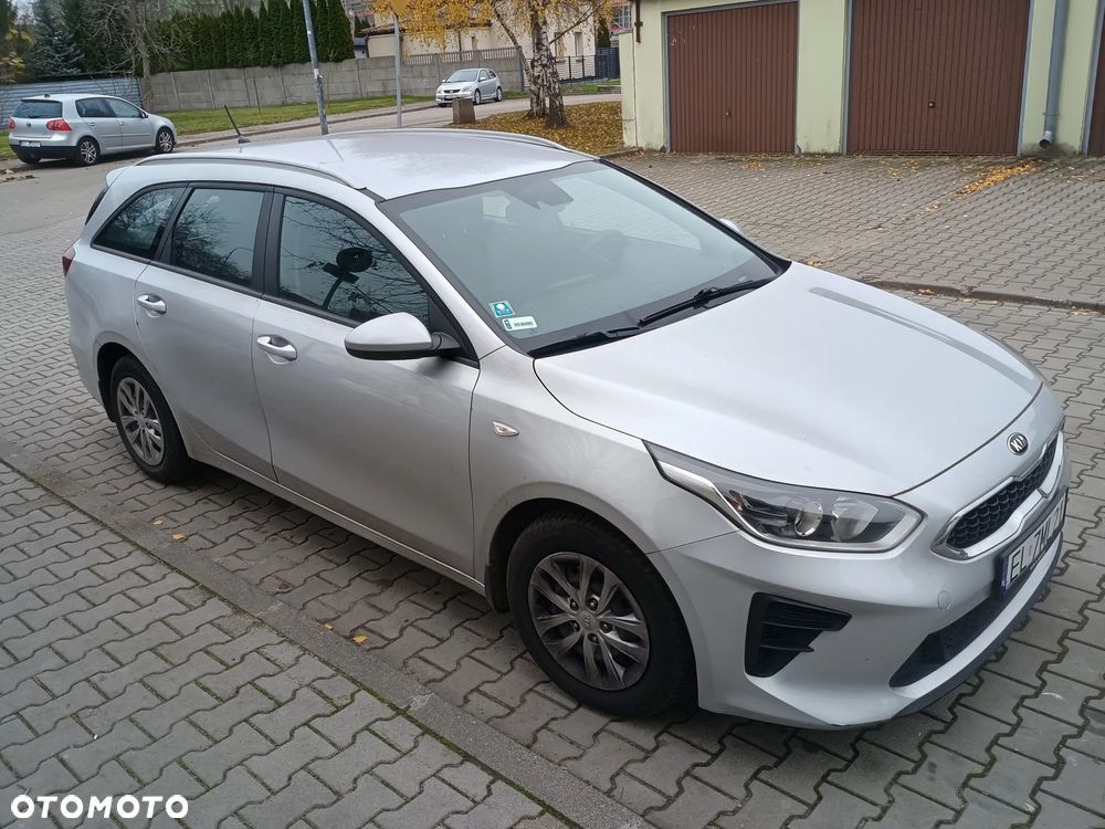 Kia Ceed 1.6 CRDi SCR M - 2