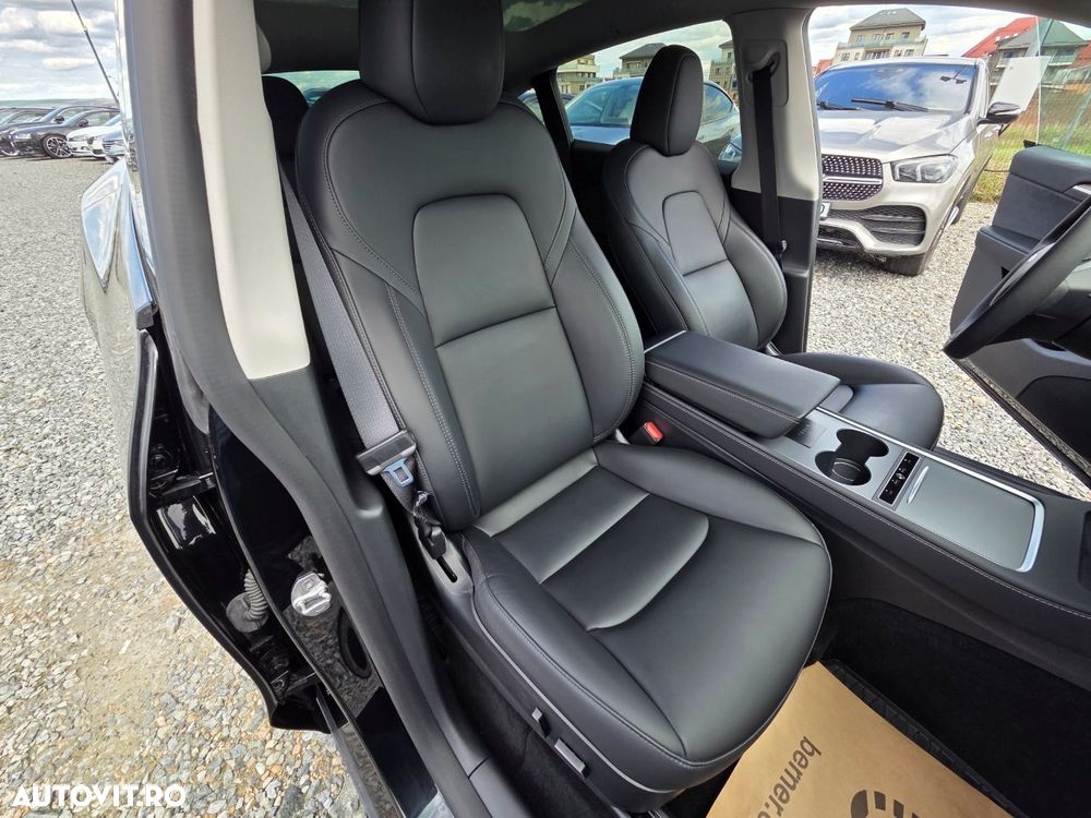 Tesla Model Y RWD - 7